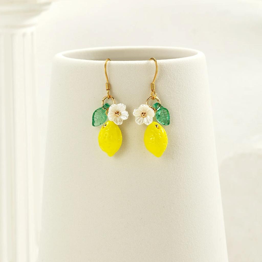 Exquisite Glass Lemon Earrings Light Weight Fruit Food Flower Earrings Can Love Kawaii Pastoral Earring for Her Birthday Present