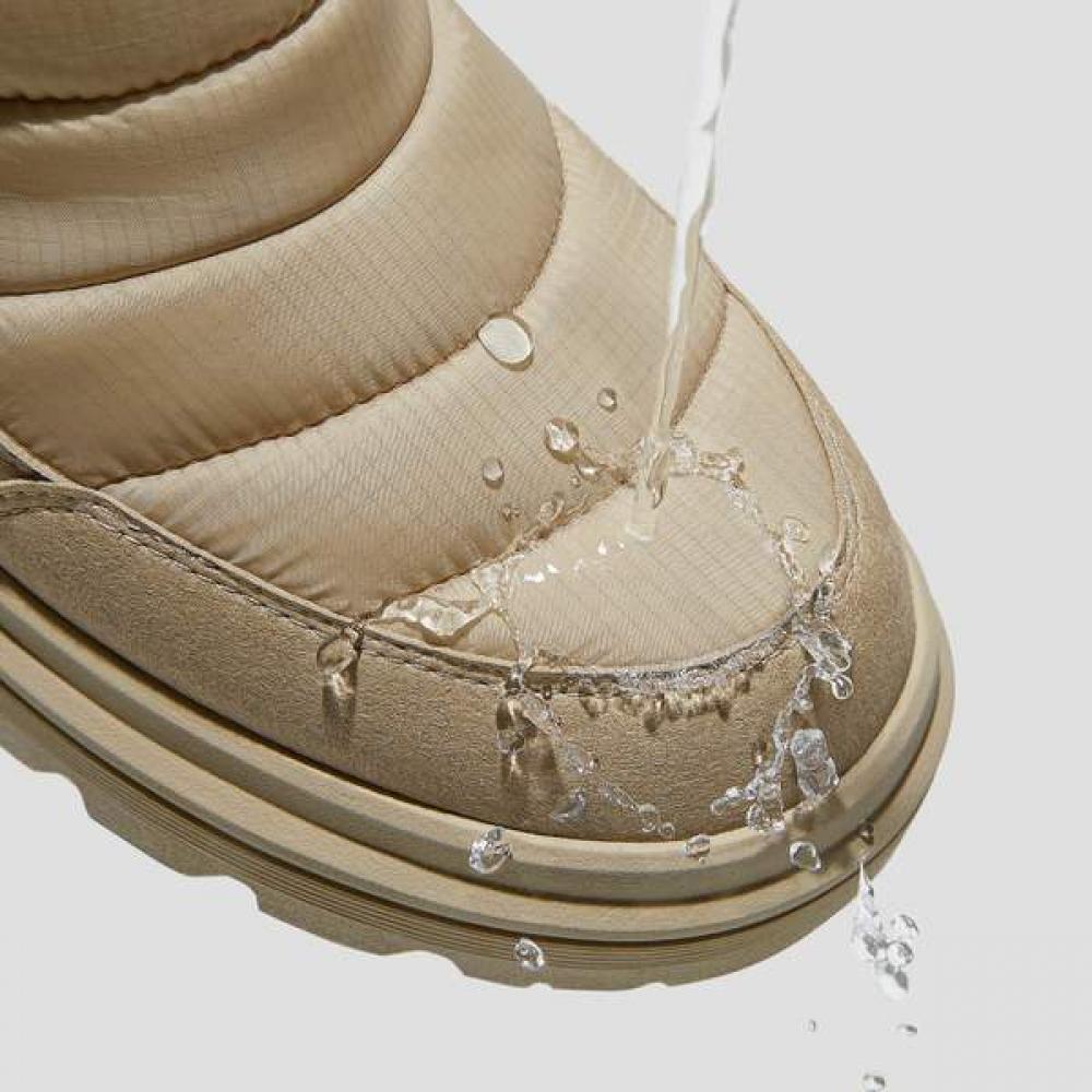 Vivaia Almond   Tyler