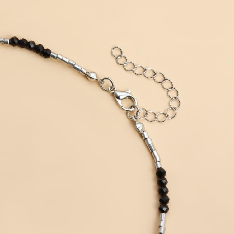 Elegant Gothic Plane Pendant Necklace with Black Beaded Charm and Adjustable Chain Decoration for Trendy Women