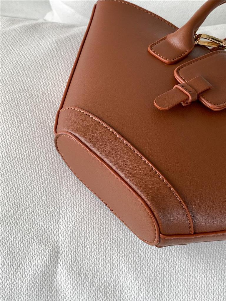 Korean Style Women's Fashion Handbag - Chic PU Crossbody Bucket Bag