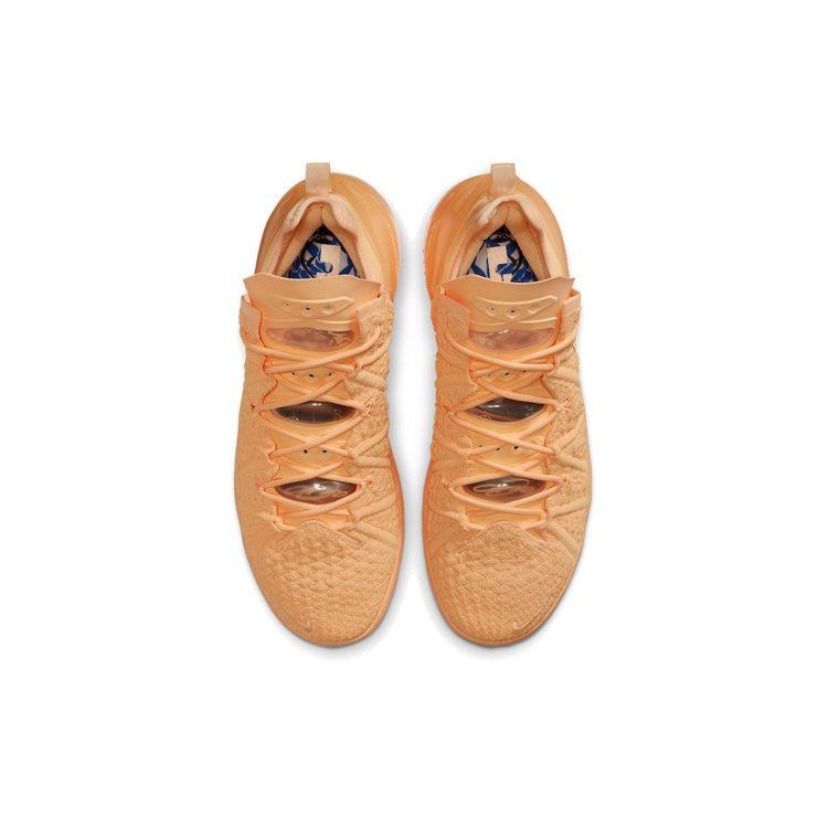 Nike Lebron 18 Melon Tint LeBron 18 Muskmelon Comfortable Round Toe Fabric Cushioning Slip Resistant Abrasion Resistant DB8148-801