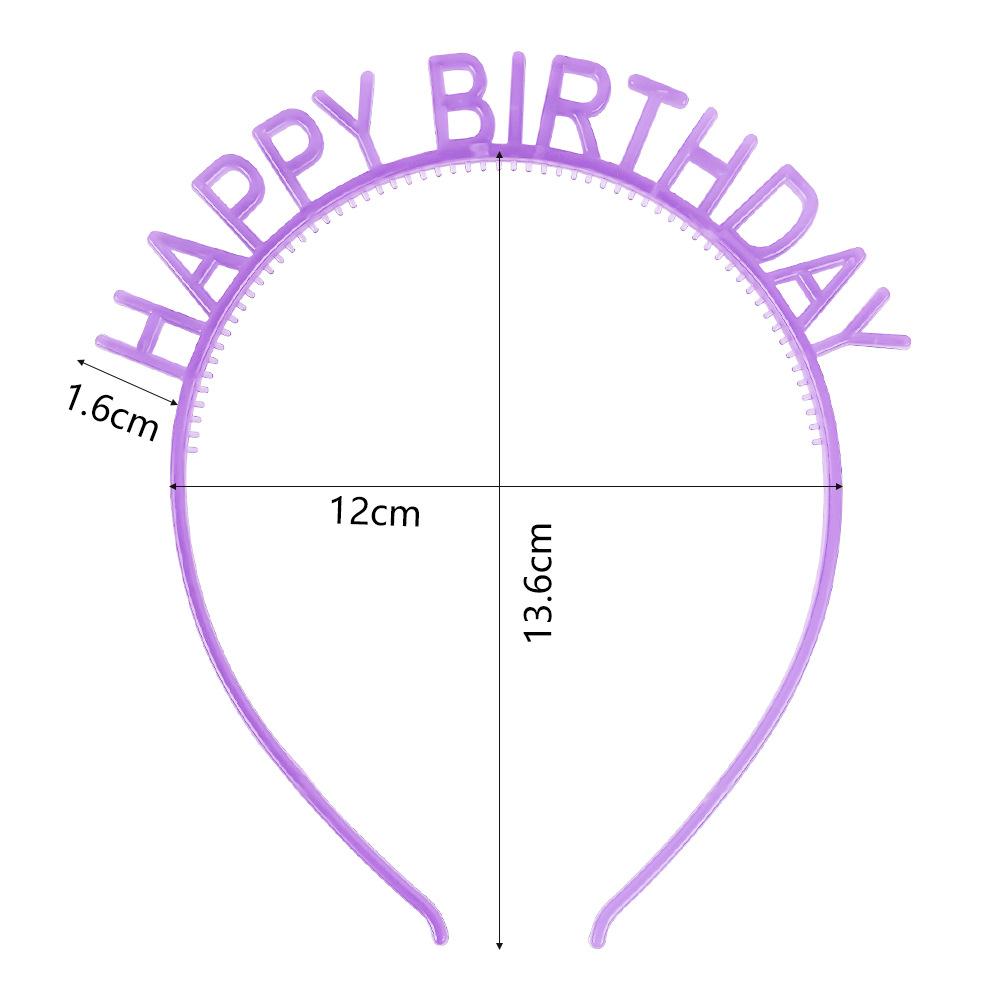 Pięć opasek na głowę z napisem 'Happy Birthday', kolorowy tort, ozdobna opaska na głowę na przyjęcie urodzinowe, nakrycie głowy w kształcie tortu urodzinowego.