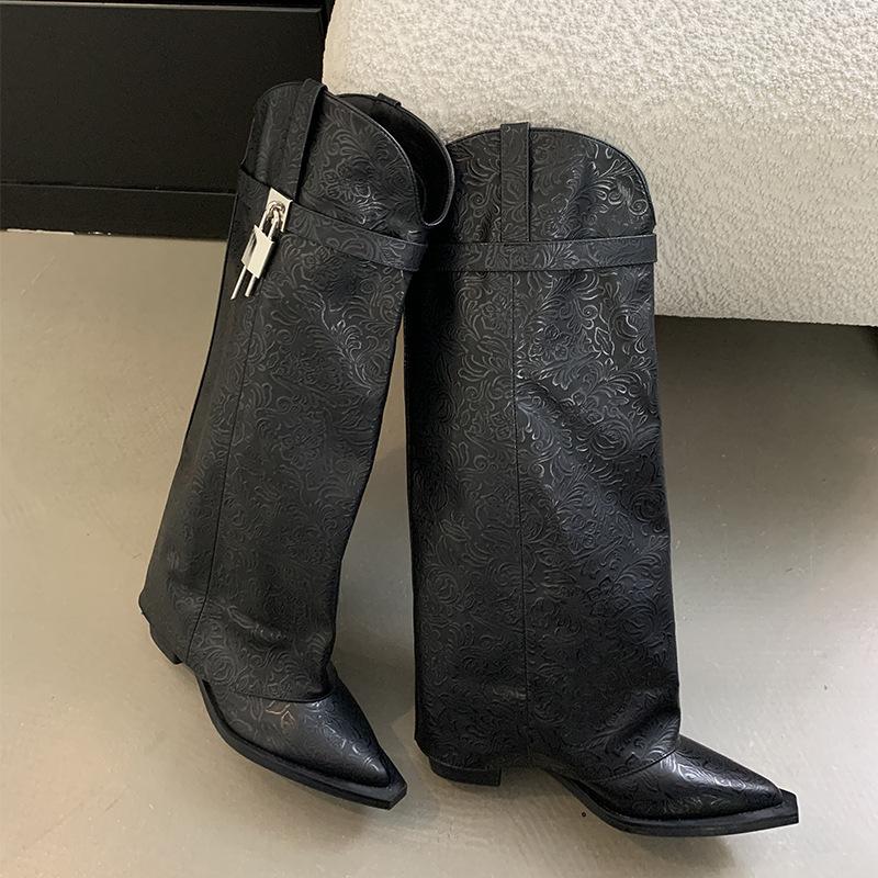 

2025 European and American catwalk new pointed metal lock black printed trouser tube boots high sleeve thick heel straight boots 39 чёрный
