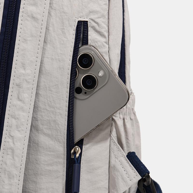 Waterproof Backpack with Front Pocket Nylon Solid Color Casual Backpack