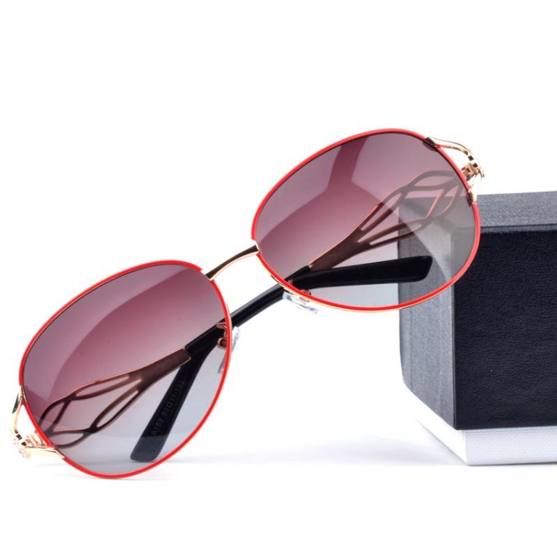 Fashionable Women's Polarized Sunglasses Gradient Polarized Sunglasses for Women