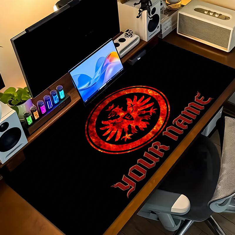 Tappetino per Mouse Personalizzato Eintracht Frankfurt Grande Cuscino per Tavolo da Gioco Antiscivolo Laptop Tablet Mousepad Grande Tappetino XXL Mini PC Playmat Con Bordo bloccato_XIA
