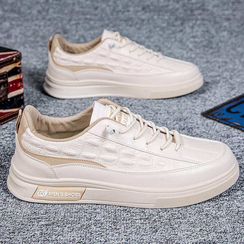 Autumn 2025 new small white tide shoes men's casual leather shoes flat white shoes breathable Internet celebrity pedal men's shoes