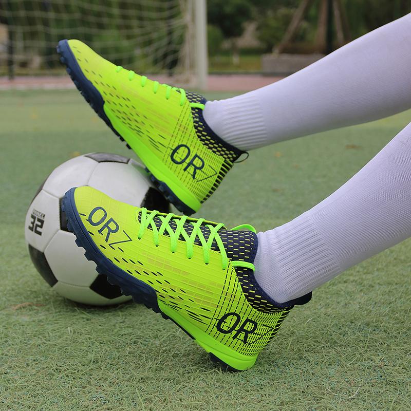 Mens Soccer Shoes Professional Society Training Field Football Boots Outdoor Sports Football Tournament Shoes for Men