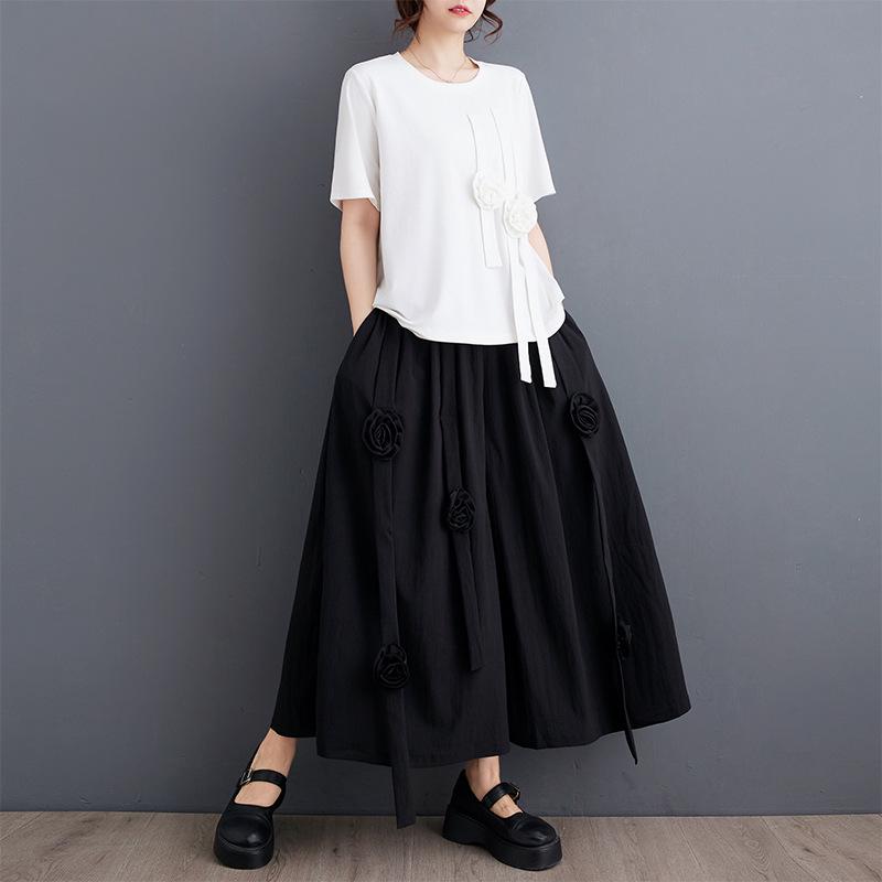 

Real Shot Niche Design: 3D Flower Top & Casual Dark Style Pants Skirt Large Free Size