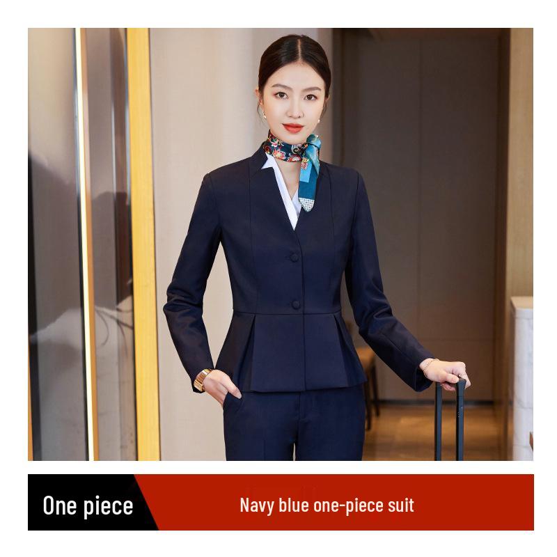 

Женский профессиональный костюмный набор на весну/осень 2023: Элегантная, функциональная рабочая одежда для консультантов по продажам и недвижимости. XL