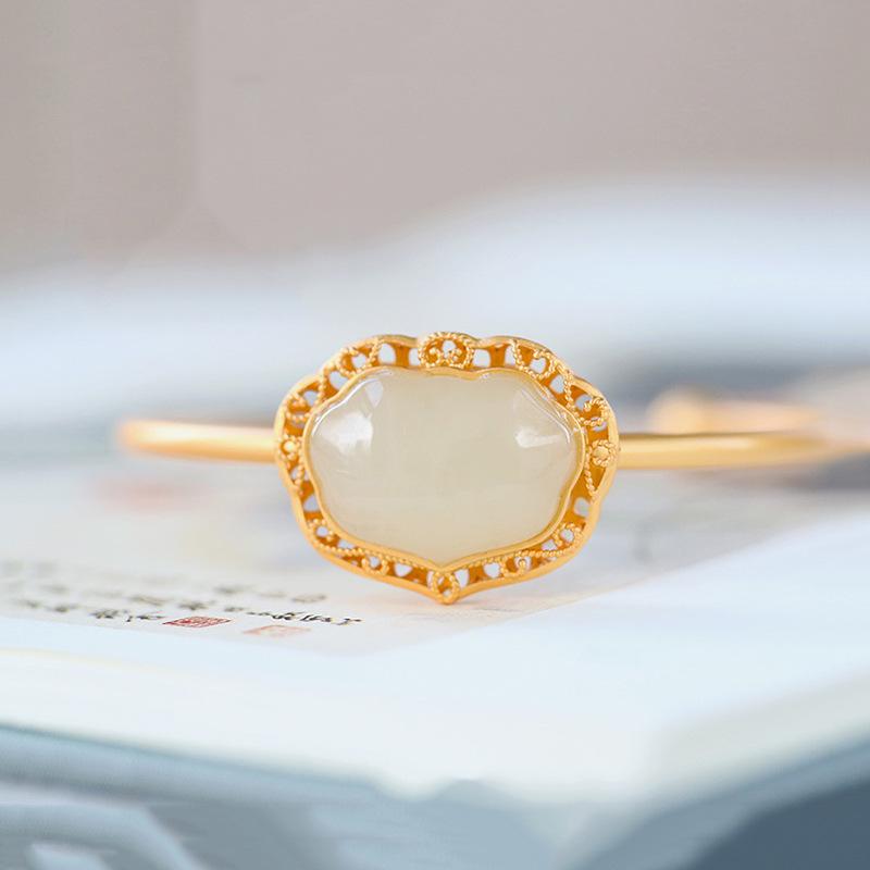 Imitation Hetian Jade Openwork Lace Geometric Bracelet - Retro White Ruyi Lock Fortune Bangle