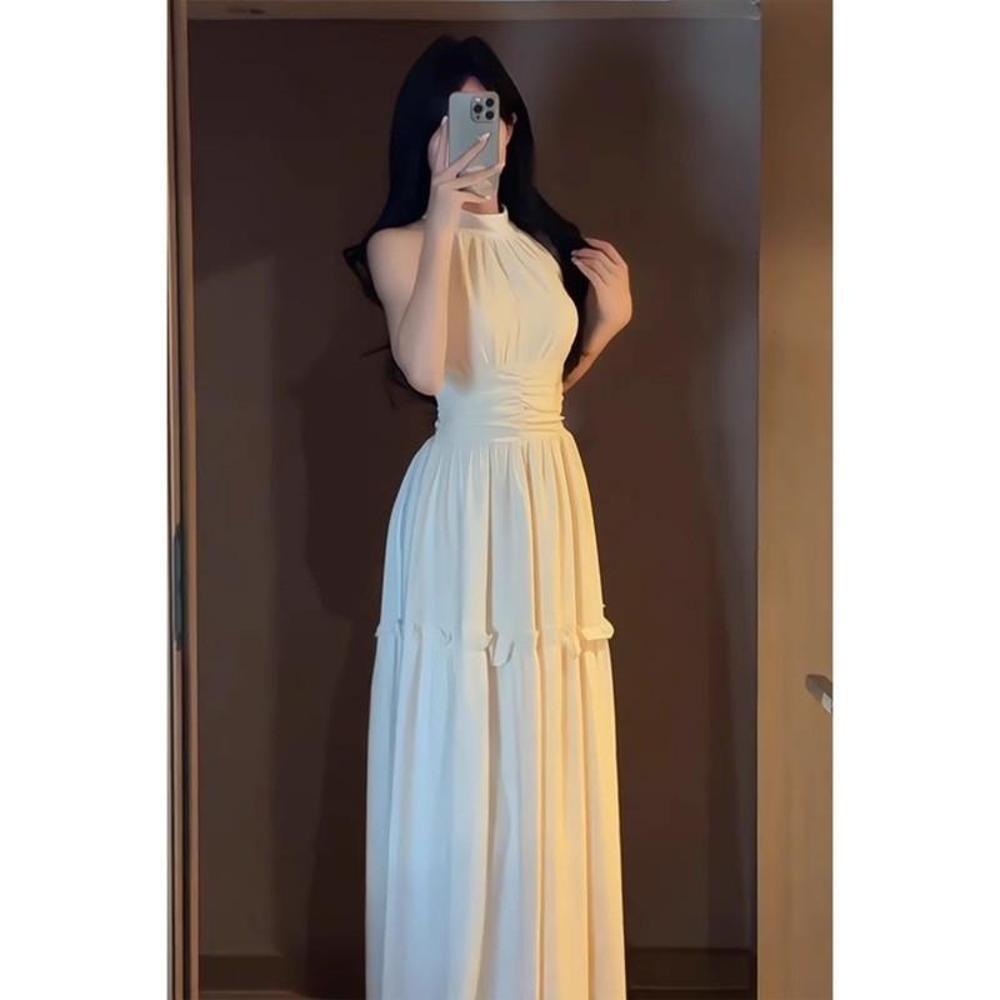 White suspender neck dress women's summer French retro temperament high-end design dress long dress
