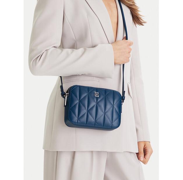 Сумка Calvin Klein Quilted Double Zip Camera Bag One Size
