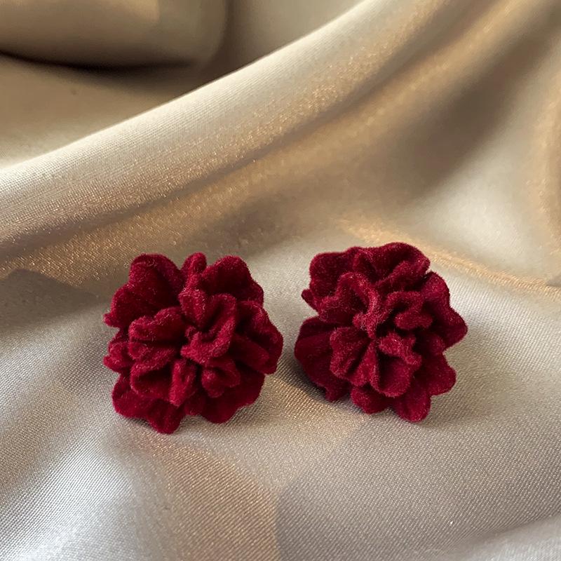 Silver Needle Flocked Round Square Stud Earrings: Elegant and Versatile High-End Jewelry