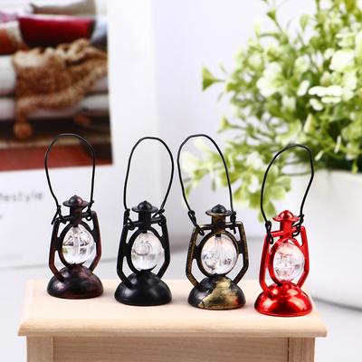 1:12 Miniature Kerosene Lantern Mini Retro Oil Lamp Dollhouse Accessories Kerosene Lantern Model Ornaments Pretend Play Toys