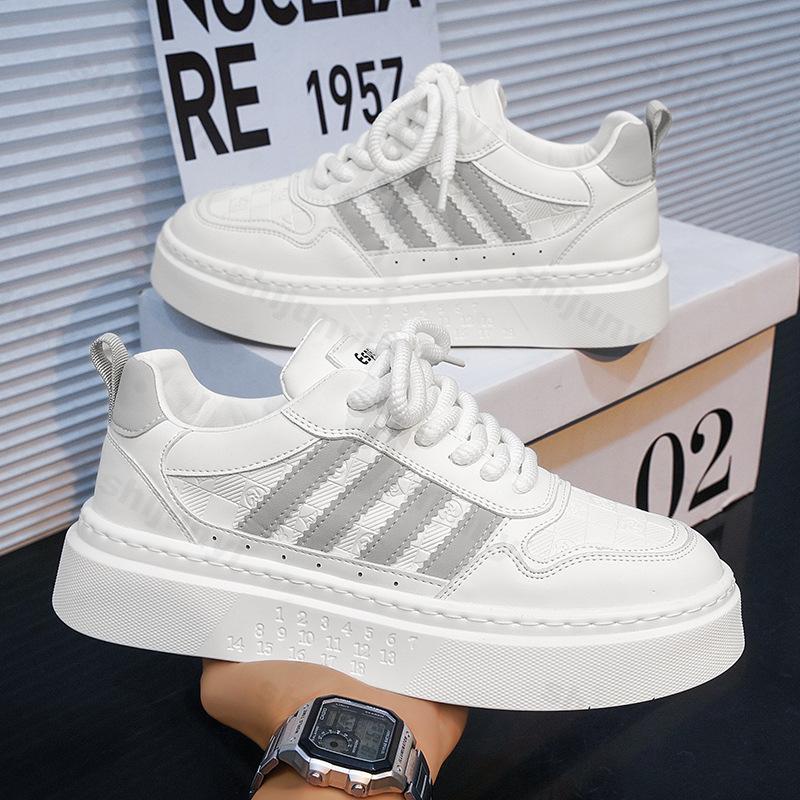 Men's Casual Spring White Shoes 2025 Fashionable New Men's Sports Shoes Breathable Student Fashion Versatile Men's Board Shoes