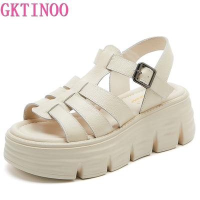 Moda GKTINOO 6cm Nowe Damskie Sandały Klamra Klapki Krowia Skóra Naturalna Lato Moda Platforma Koturn Luksusowe Damskie Wygodne Buty Damskie