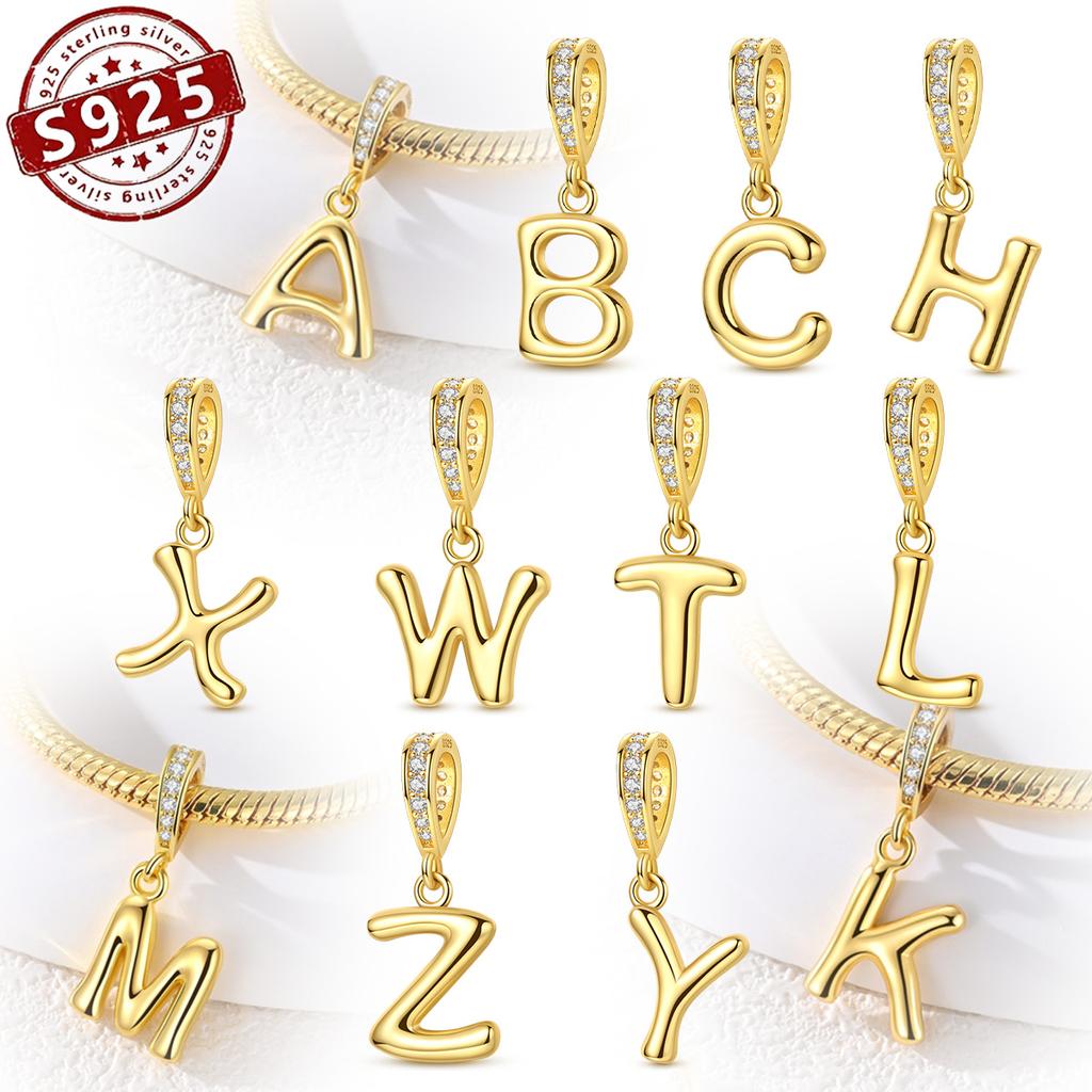 Vergoldete Kollektion Kupfer 26 Buchstaben Einfacher und modischer Anhänger Charm Perle Charms Perlen-Charms Kompatibel mit Original-Armbändern Mach es selbst