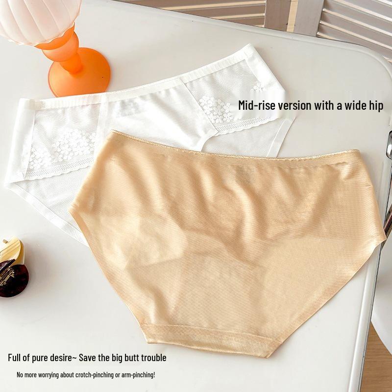 Women's Lace Thong - Seamless, Comfortable, Antibacterial Crotch