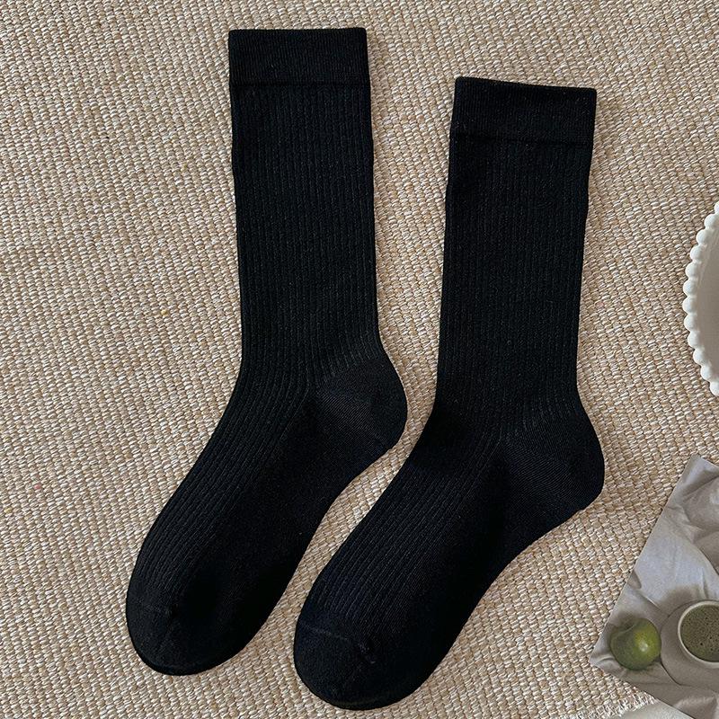 Women's Vertical Stripe Wool Socks: Thick, Warm, Simple, Solid Color, Versatile Japanese College Style, Mid-Calf Pile Socks for Autumn and Winter