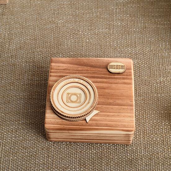Holz-Kamera-Aufbewahrungsbox Rustikaler Retro-Kamera-Form-Behälter mit Schiebdeckel DIY Handgemachtes Kamera-Modell Spielzeug Dekoration