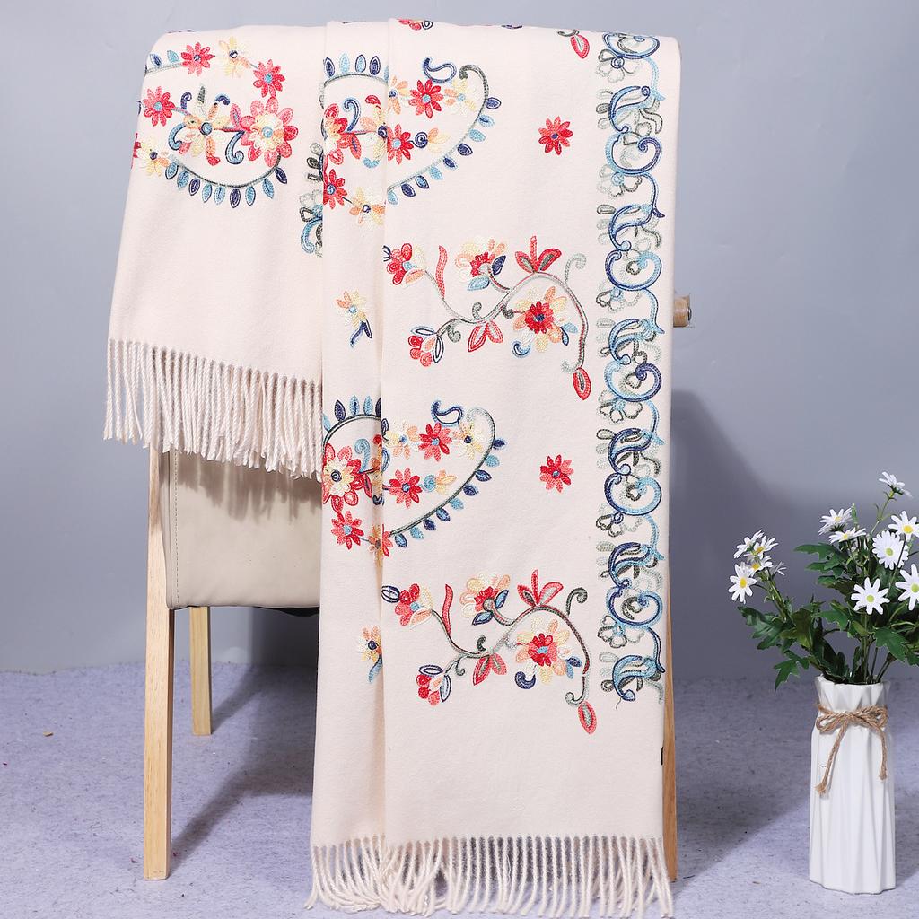 Yunnan Chinese-style embroidered scarf for women, autumn and winter ethnic style cashmere Suzhou embroidery, thickened and warm, dual-use shawl