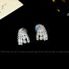 Lace lace pearl earrings, earclips, light luxury, high-end fashion, versatile ear buckles, simple temperament, fashionable silver earrings.