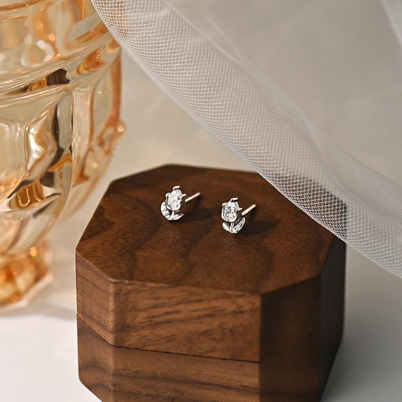 

Серьги-тюльпаны, инкрустированные бриллиантами и легкими роскошными высококачественными серьгами Sense Flowers, модные и изысканные, для повседневной жизни женщин