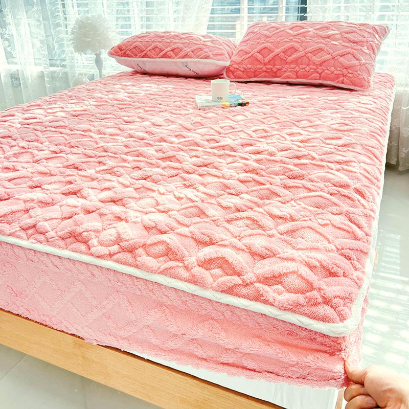 Plush Velvet Mattress Protector: Winter Taffeta Fitted Sheet & Cover for Simmons Bedspread