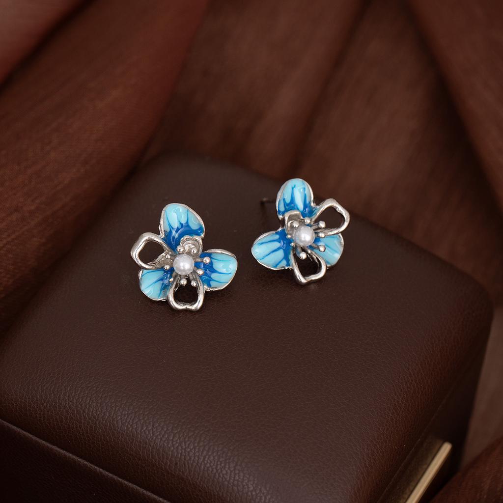 Ethnic Style Blue Flower Pearl Stud Earrings Personalized Niche Earrings Fashion Temperament High-End Earrings