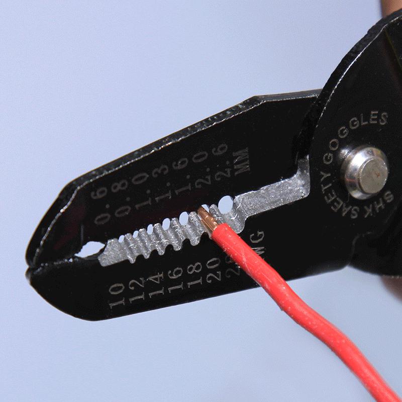 Clește multifuncțional electric pentru dezizolat și tăiat cabluri