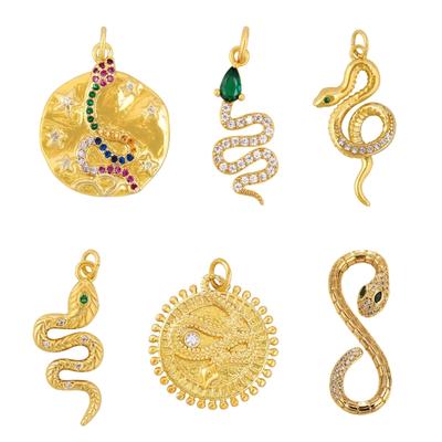 Colgante de collar con forma de serpiente de circonita completa deslumbrante Pendientes hechos a mano Amuletos Accesorios de joyería para entusiastas de la moda