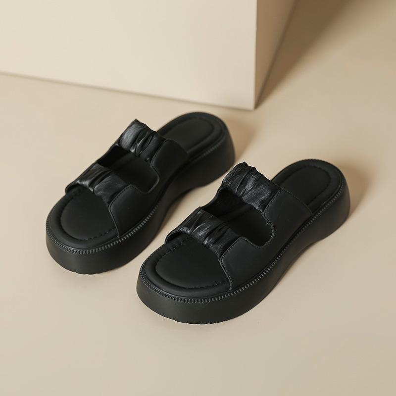 [Xiao Baiyun] thick-soled sandals for women in the summer of 2025, new one-word with muffin bottom heightening flat-soled slippers for women