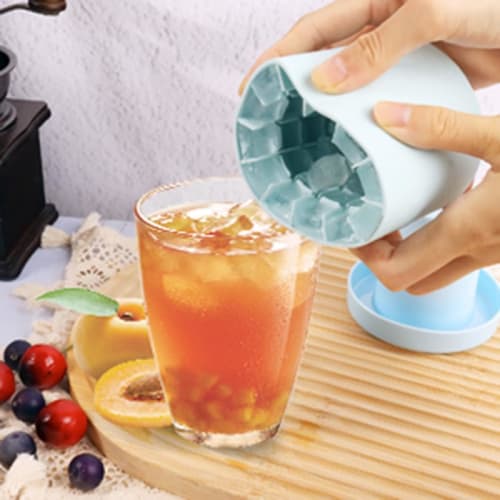 Silicone Ice Bucket Mold, 3D Cylindrical Ice Tray, Holds 60 or 40 1.3cm Ice Cubes, with Airtight Lid, Easy To Remove, Stress-Free, Small, Divided Ice,