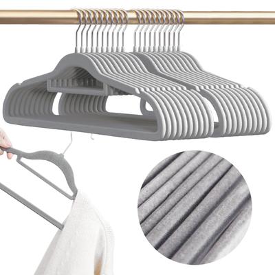 Set di 20 Grucce in Velluto Magic Velvet. Grigio