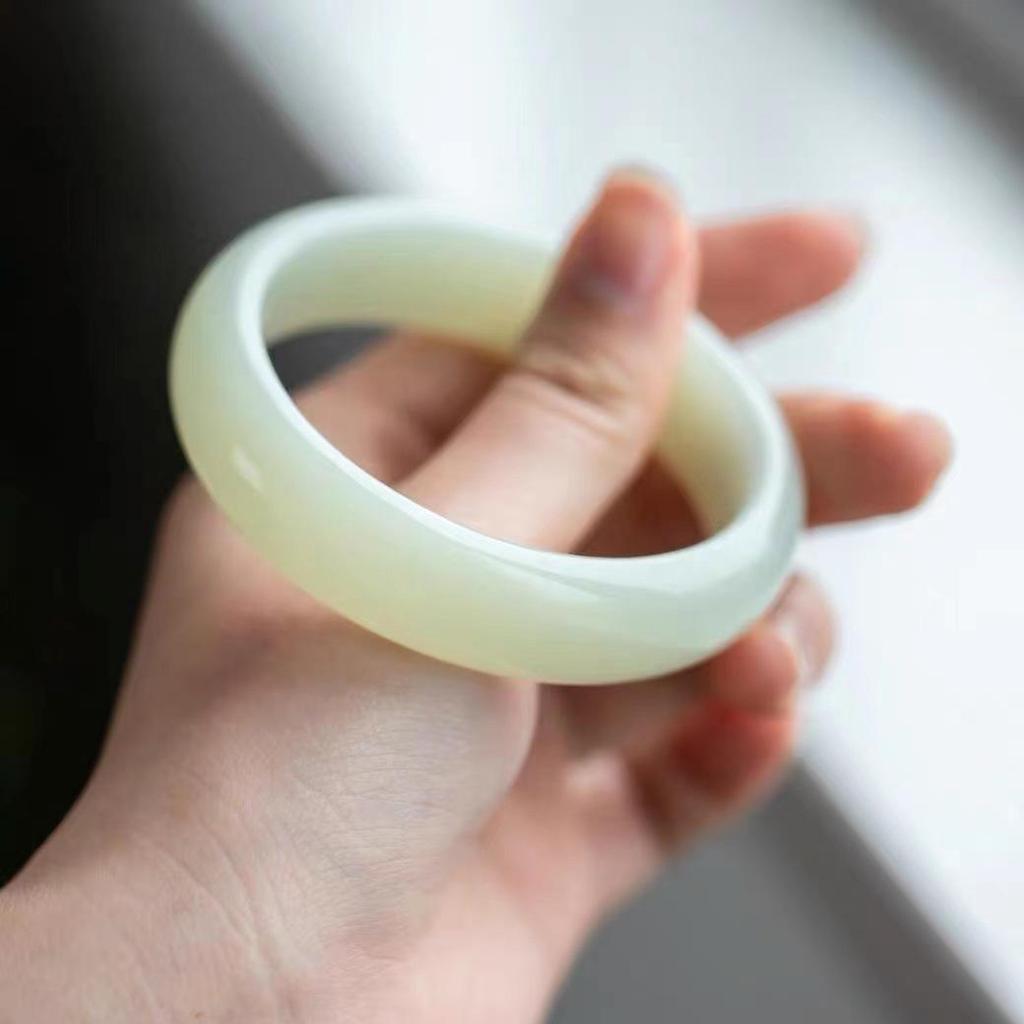 Women's Xinjiang Hotan White Jade Flat Bracelet - Natural Mutton Fat Concubine Jade