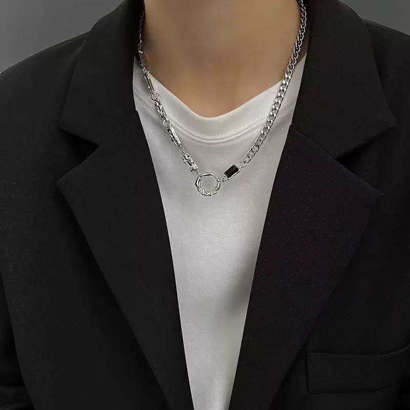 

Niche individual cold wind long adjustable square tassel necklace fashionable simple high sense versatile sweater chain