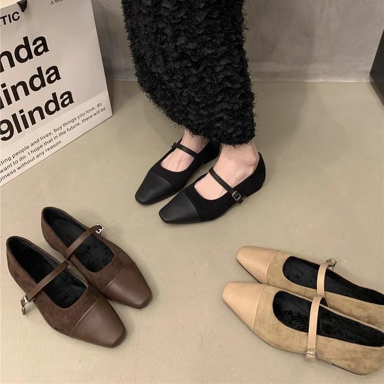 Temperament Pointed Mary Jane Shoes Women's Autumn 2025 New Splicing One-word Buckle with Shallow Mouth Single Shoes