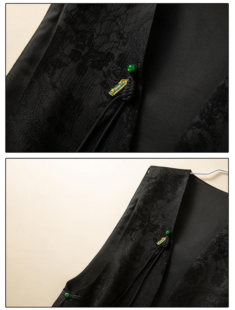 Spring/Summer Women's Chinese-Style Silk Vest with Frog Button