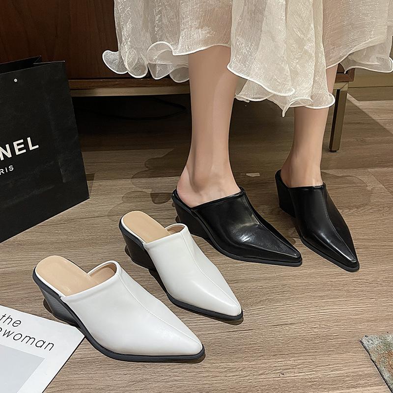 Divatos Spitze Női Papucsok Lábbeli Luxus Papucs Női Mules Fedett Orr Éktalpú Alkalmi Cipő Új Tervező Szandál Plus Size 42