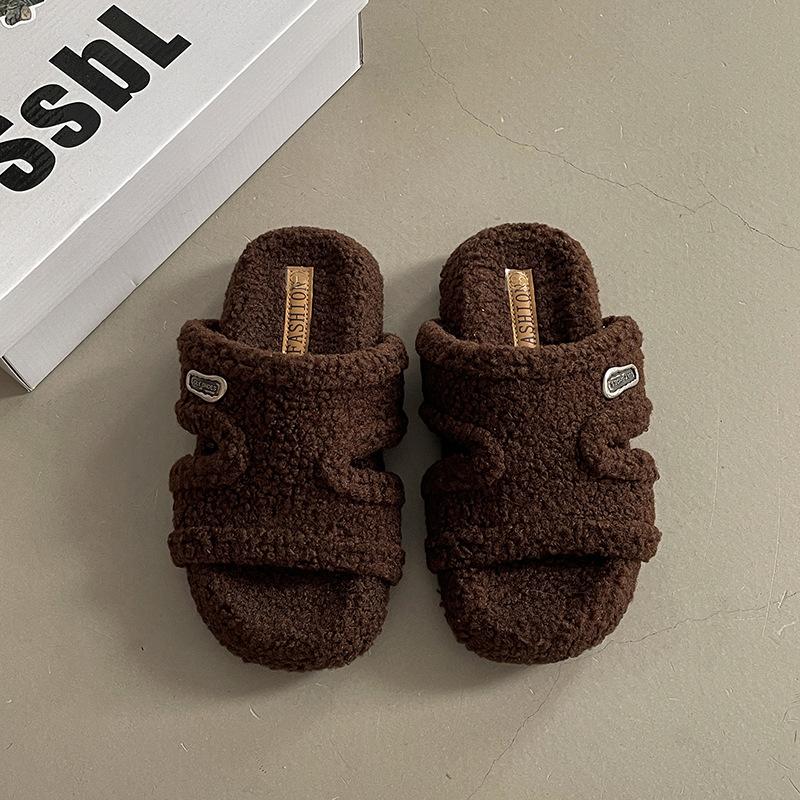 

Retro style casual girls fluffy slippers autumn and winter fashion suede outer wear non-slip fur integrated thick-soled slippers 40 темно-коричневого