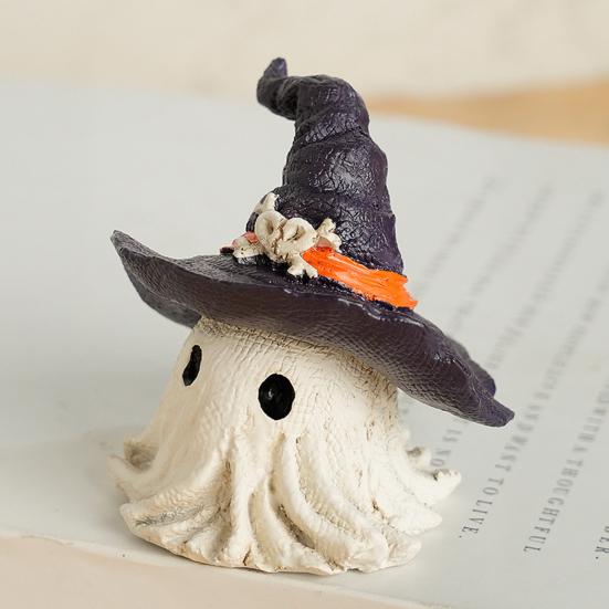 Halloween Ornament Ghost Wearing Witch Shape Statue Indoor Outdoor Display Statue Haunted House Ghost Ornament