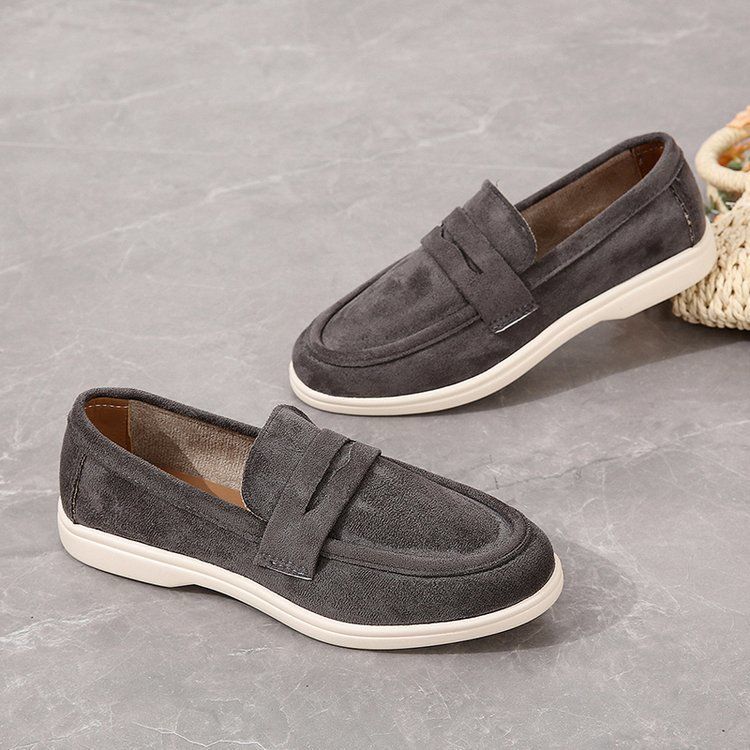Loafers women's spring and autumn 2025 new British style lazy one-pedal single shoes retro flat beanie shoes