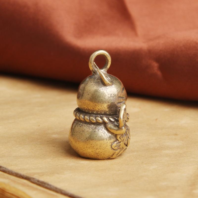 Brass Lucky Cat Car Keychain Pendant Cute Classic Fortune Pendant Copperware Street Vendor Wholesale
