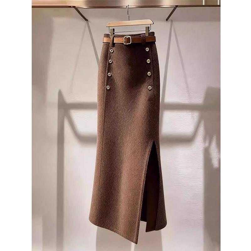 Retro Maillard Mid-Length Coffee Skirt with Side Slit & Metal Buckle for Women - Autumn/Winter Fashion