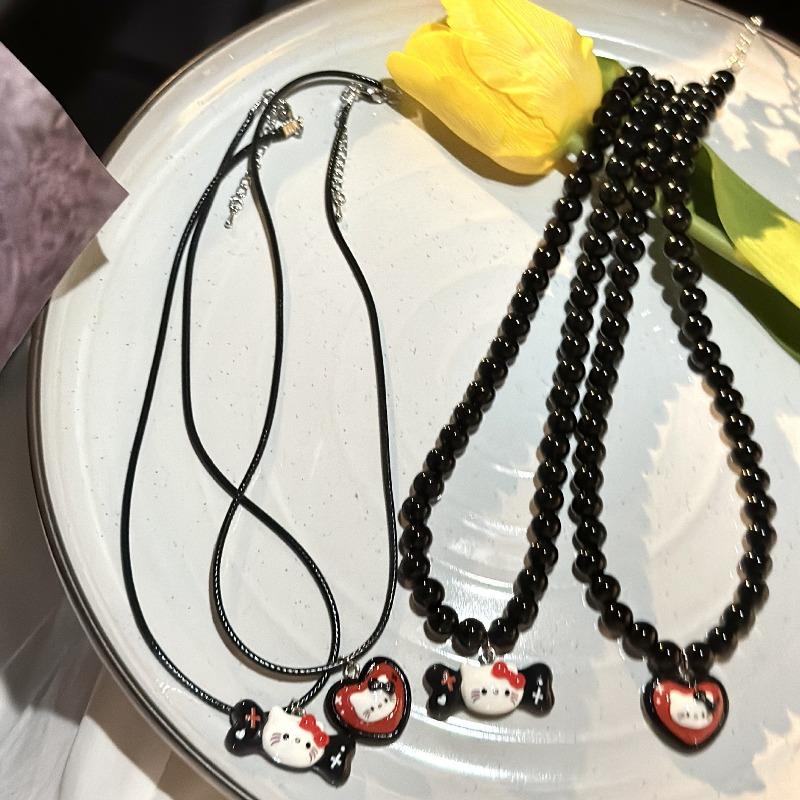 Vintage Niche Dark Kitty Cat Necklace Cartoon Cute Premium Sense Beaded Collarbone Chain Love Pendant Necklace