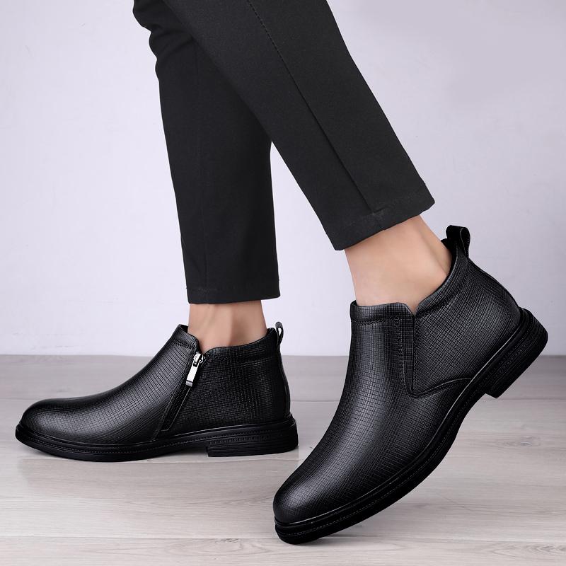 Fashion Genuine Leather Mens Walking Boots High Quality Slip on Male Basic Boots Fashion Warm Plush Fur Winter Footwear Comfy Snow Shoes