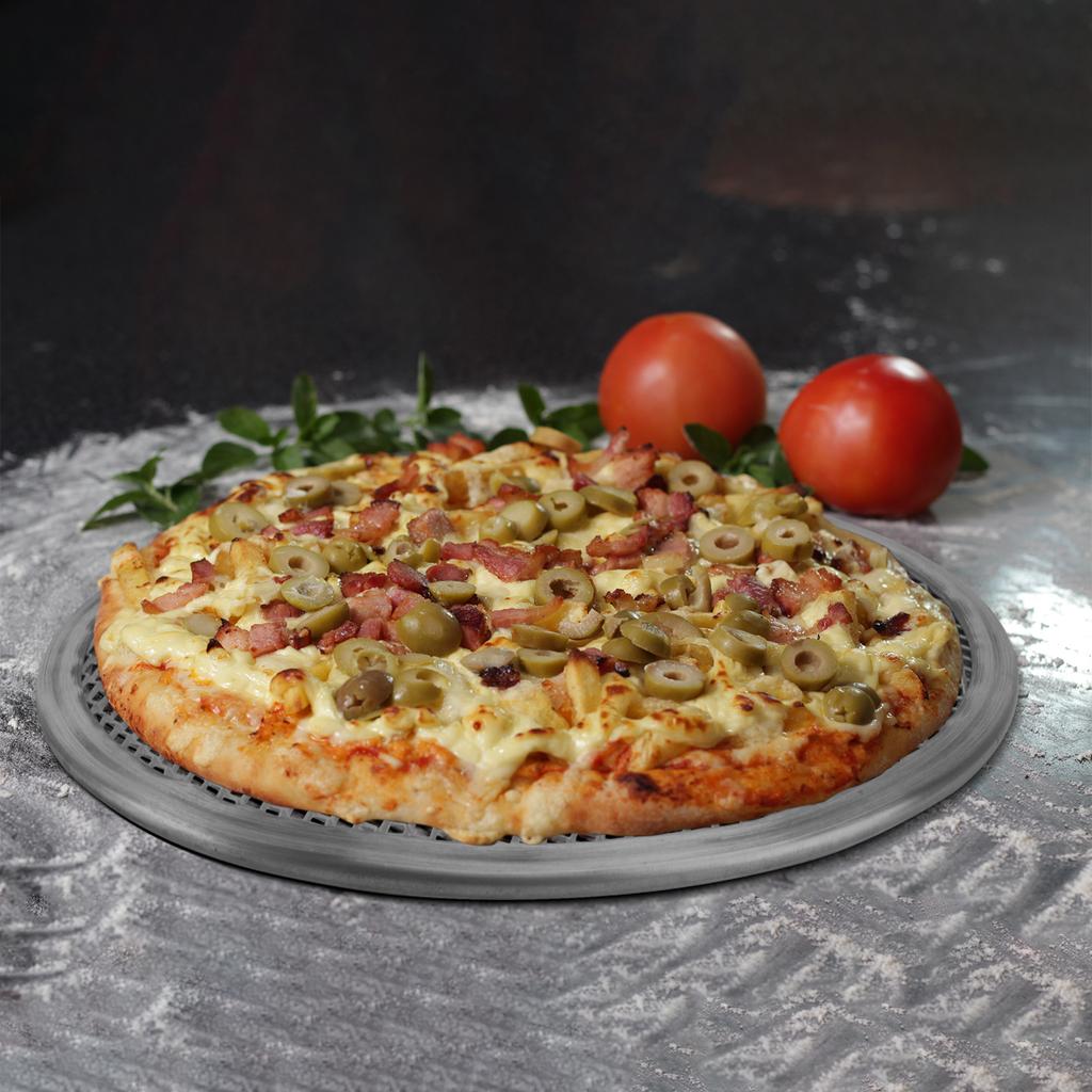 Non Stick Round Pizza Pan with Holes Pizza Tray Heavy Duty Silver Baking Tray for Oven Round Pizza Pan Freezer