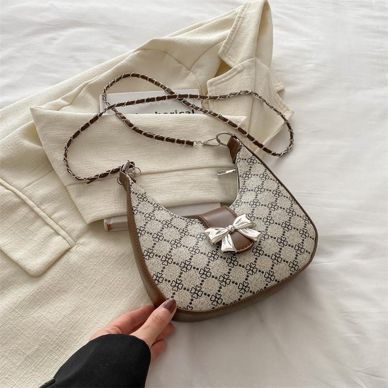 

Stylish New Moon Bag For Women In Khaki Brown Beige Featuring Chic Pu Material Design бежевий