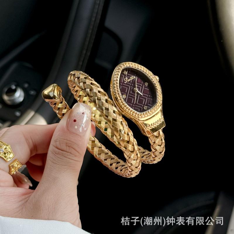 Scottie 9791 Womens Oval Quartz Watch Retro Style Braided Strap Fashion Wristwatch